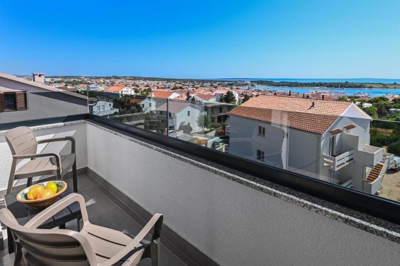 Boutique Hotel Ivy'Z Novalja Bagian luar foto