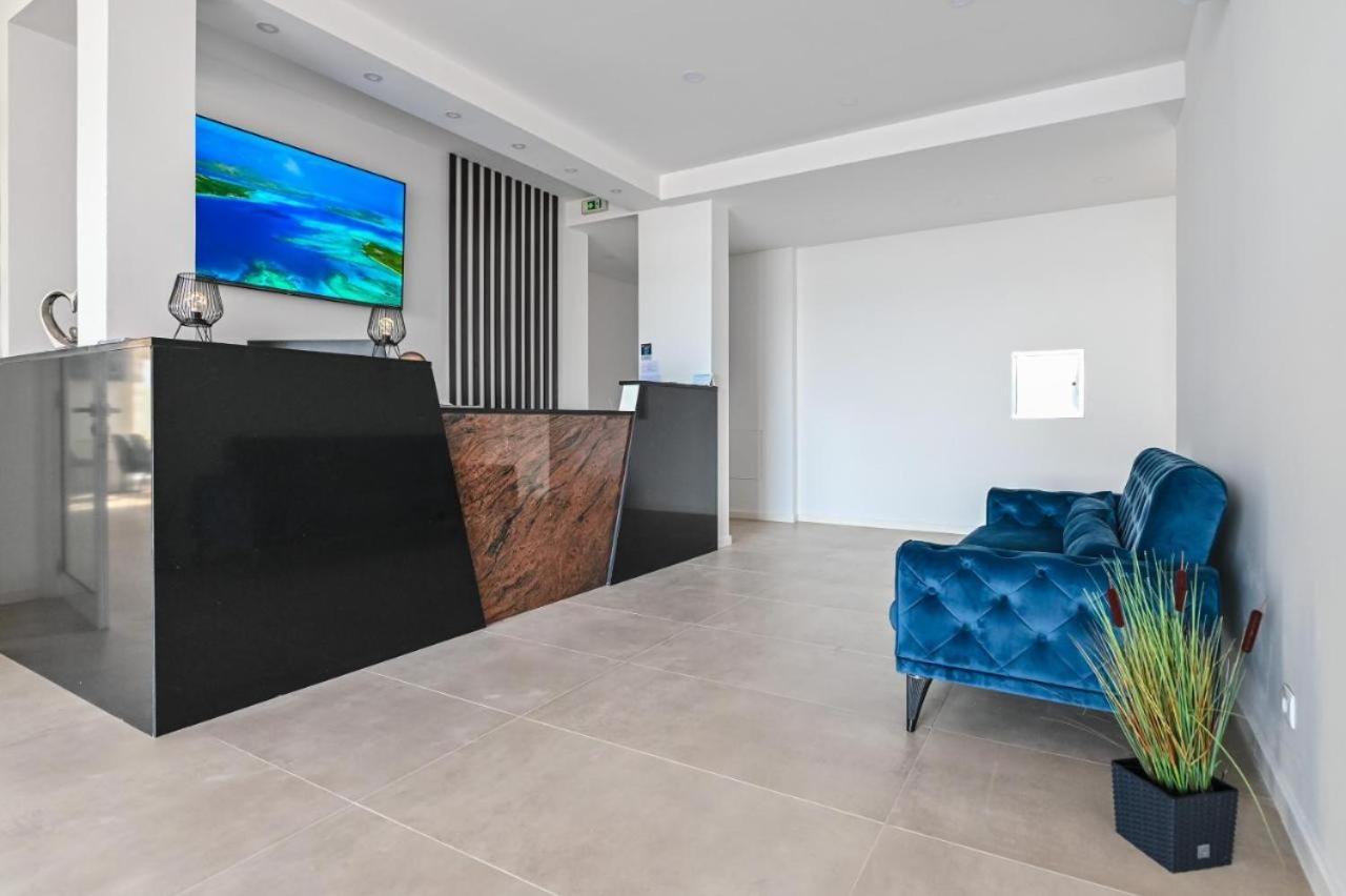 Boutique Hotel Ivy'Z Novalja Bagian luar foto