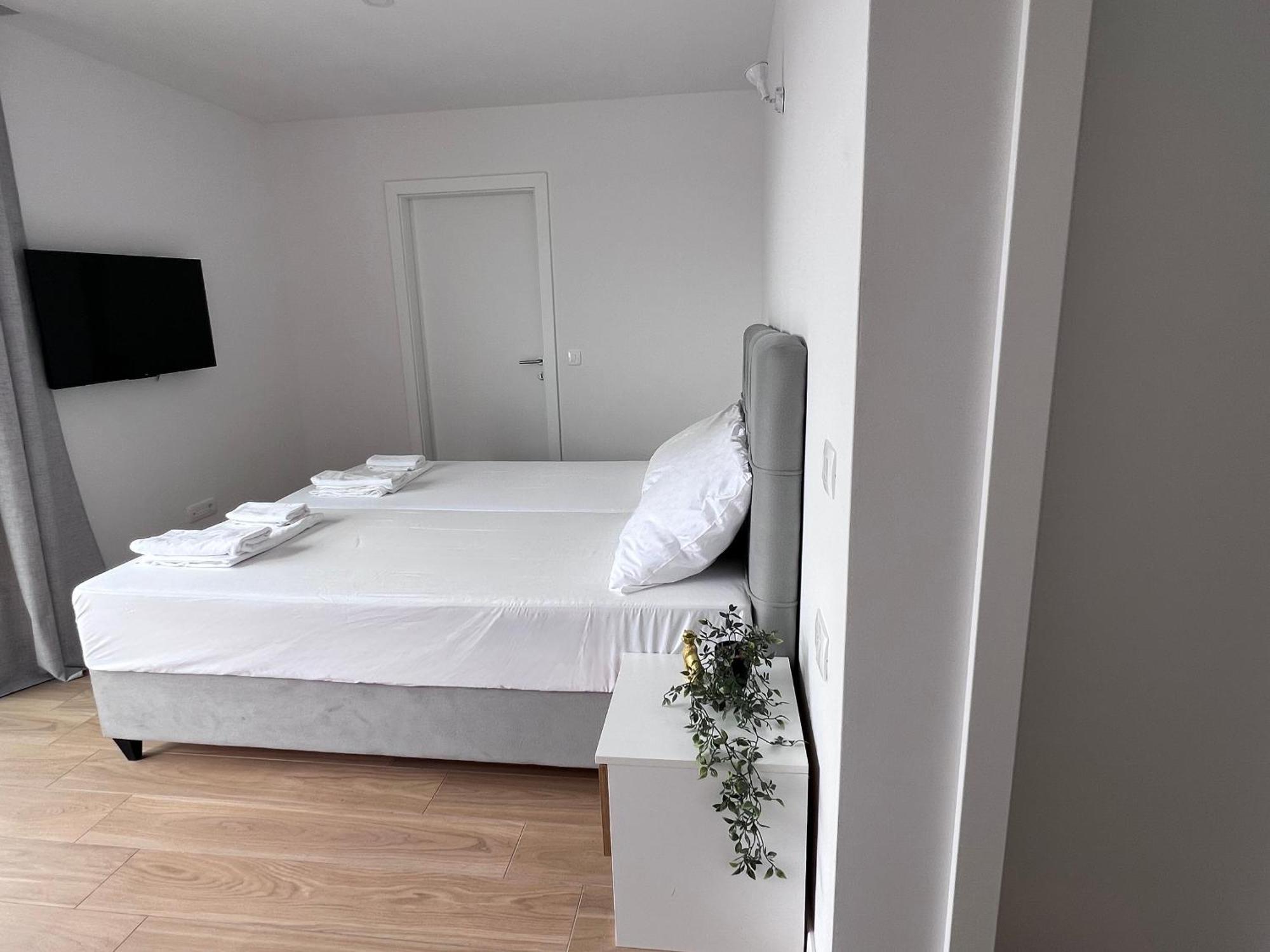 Boutique Hotel Ivy'Z Novalja Bagian luar foto